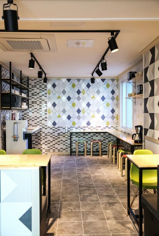 Moiri Guesthouse Yeosu Dış mekan fotoğraf