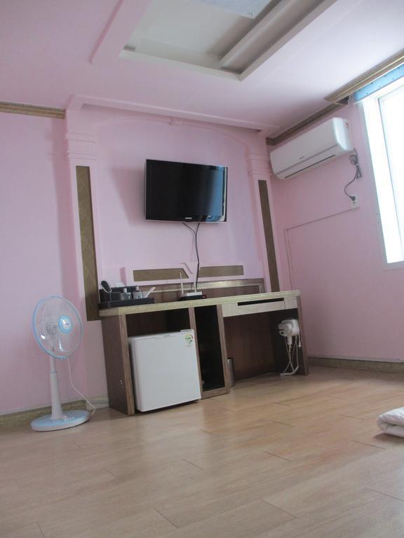 Moiri Guesthouse Yeosu Dış mekan fotoğraf