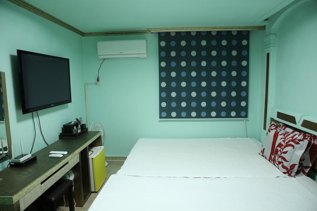 Moiri Guesthouse Yeosu Dış mekan fotoğraf