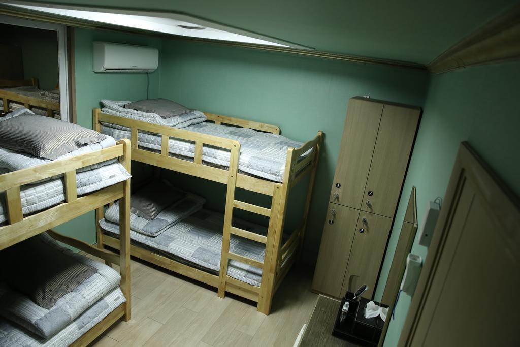 Moiri Guesthouse Yeosu Dış mekan fotoğraf