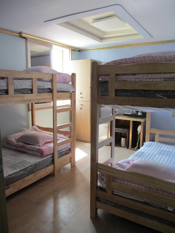 Moiri Guesthouse Yeosu Dış mekan fotoğraf